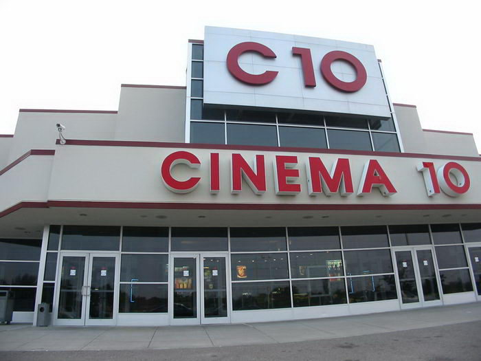 Cinema 10 - 2002-2003 Photos (newer photo)